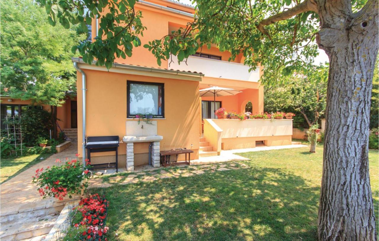 Lovely Apartment In Fazana With Wifi Esterno foto