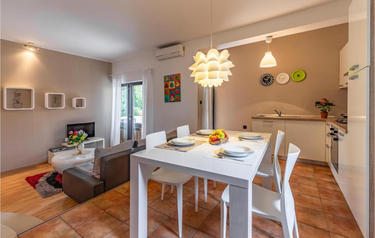 Lovely Apartment In Fazana With Wifi Esterno foto